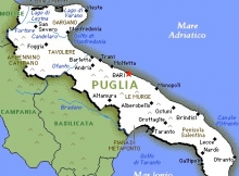 Rượu vang thượng hạng vùng Puglia miền nam nước Ý
